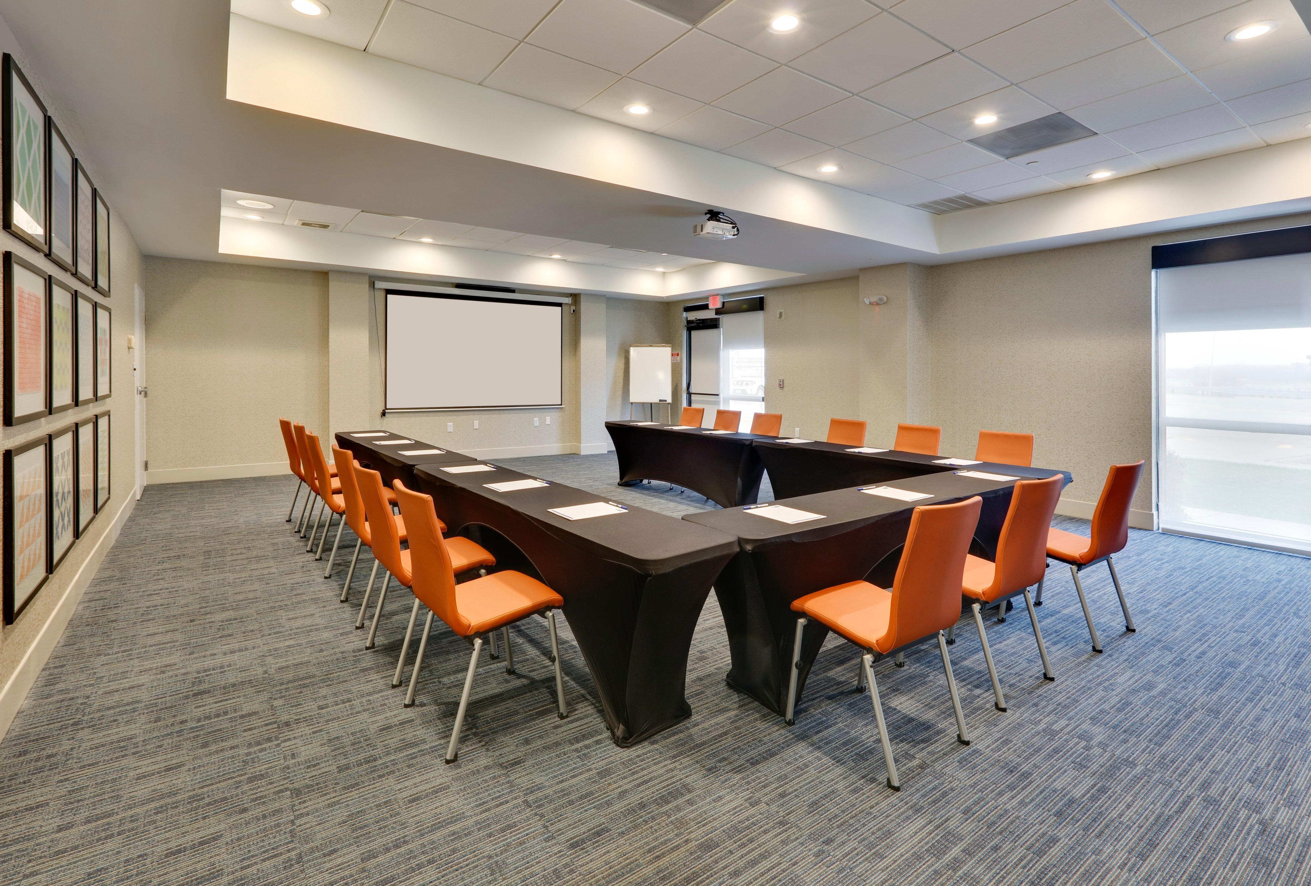 Holiday Inn Express & Suites Irving Conv Ctr - Las Colinas By Ihg Εξωτερικό φωτογραφία
