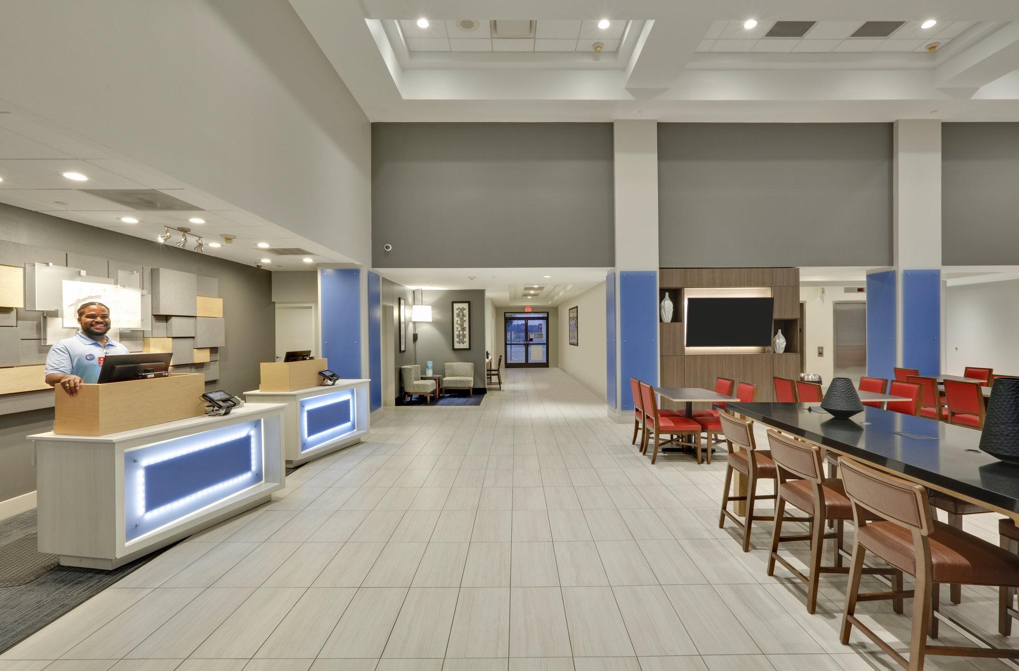 Holiday Inn Express & Suites Irving Conv Ctr - Las Colinas By Ihg Εξωτερικό φωτογραφία
